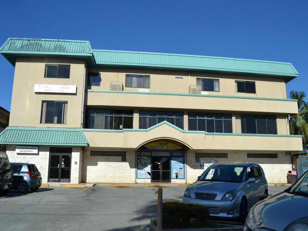 West Plaza Desekel Hotel Koror Exterior photo